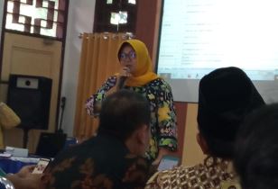 Mbak Ning saat hadir dalam Musrenbang Kecamatan Gembong