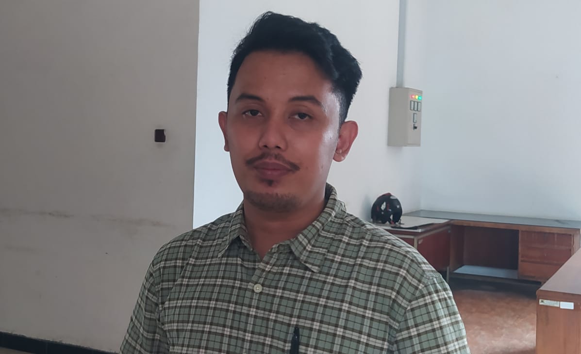 Dimas Thole Danu Tirta