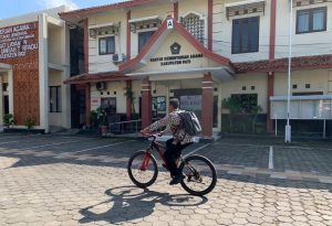 Kemenag Pati Bangun Budaya Kerja Ramah Lingkungan Lewat WFH dan Hari Bersepeda