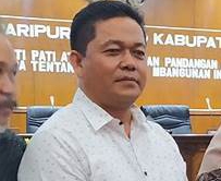 Ketua DPRD Kabupaten Pati Ali Badrudin, Kader PDI Perjuangan