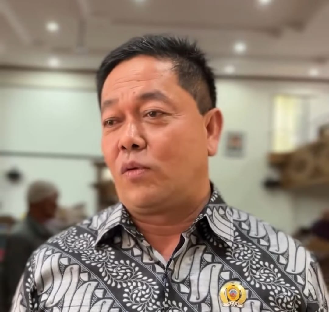 Ketua DPRD Kabupaten Pati, Ali Badrudin, mengajak seluruh unsur pemerintahan dan stakeholder di Kabupaten Pati untuk terus memperkuat kebersamaan