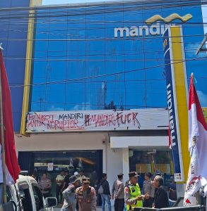 Diamankan Usai Video Viral, MB Diduga Bawa Keris di Aksi Demo Bank Mandiri Pati