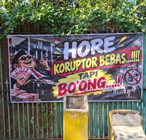 Spanduk Antikorupsi Sempat Ditertibkan, Kelompok POS Datangi Satpol PP Pati